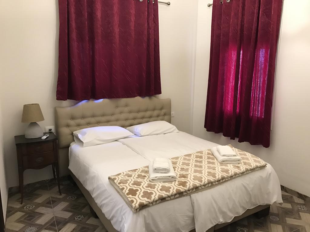 拿撒勒 门萨克里斯提旅馆酒店 外观 照片